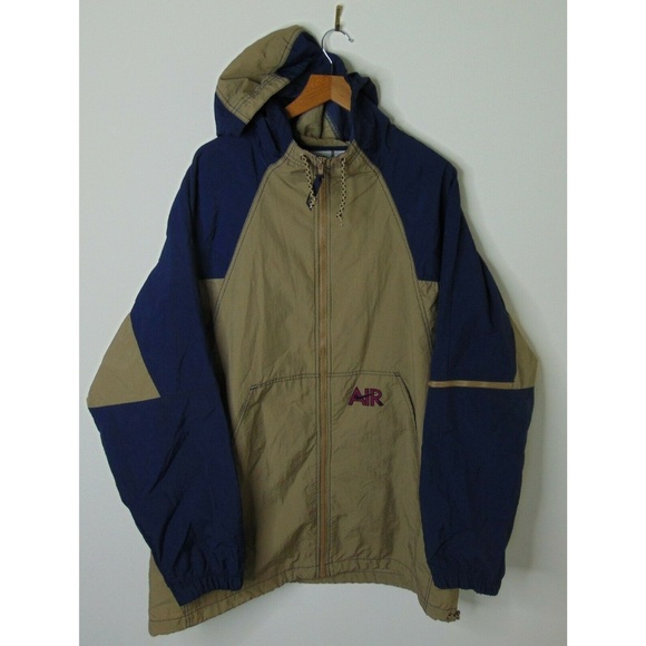 tan nike windbreaker